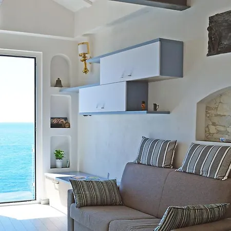 House Maestrale By World דירה