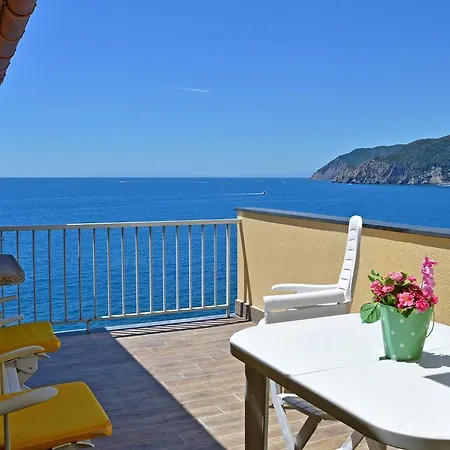 Apartman House Maestrale By World